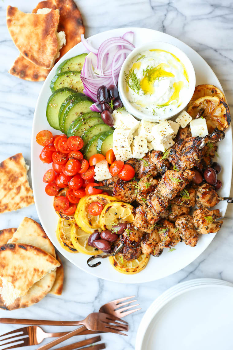GREEK CHICKEN KABOBS | Easy Dinners for Hot Summer Days
