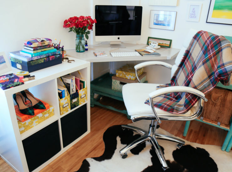 HOLIDAY HOME OFFICE MAKEOVER WITH CYNTHIA ROWLEY FOR STAPLES