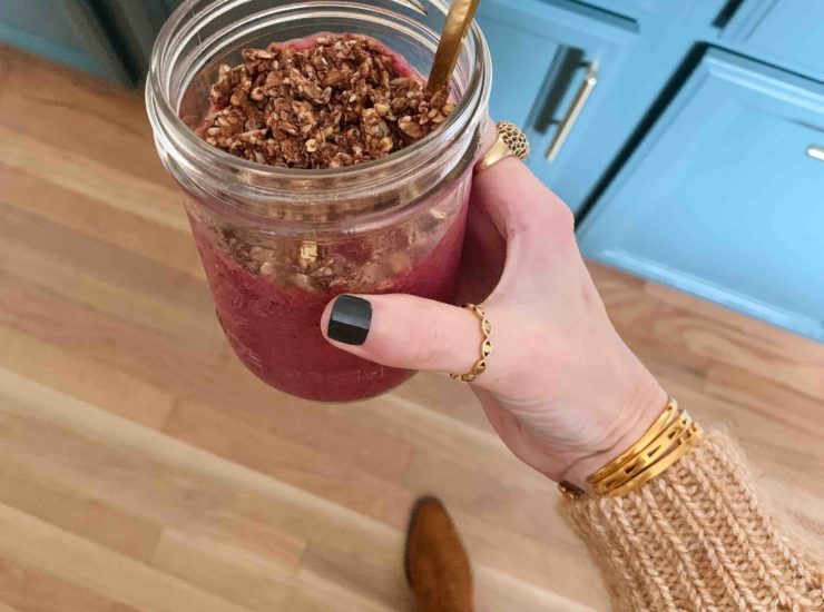 Berry Peach Smoothie with Granola