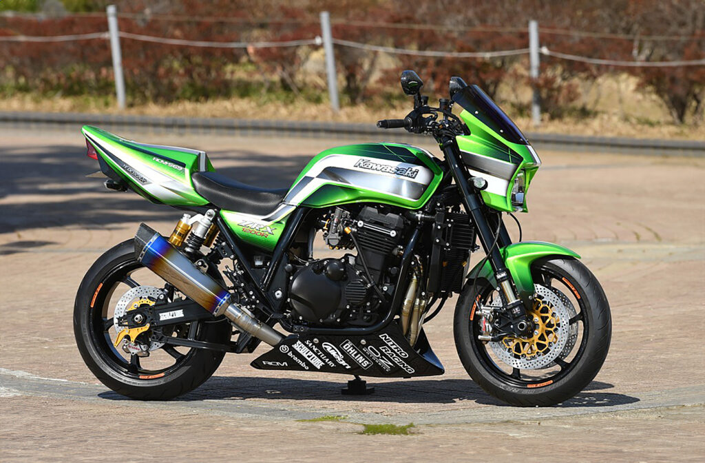 Kawasaki ZRX1200 with a sting in the tail.